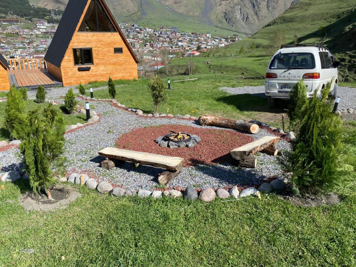Little Wood House Gergeti Villa Kazbegi Kültér fotó